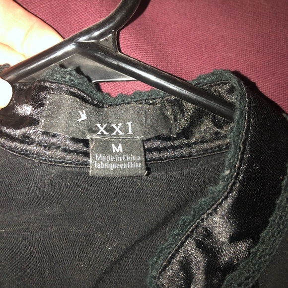 Tank top - Picture 2 of 4